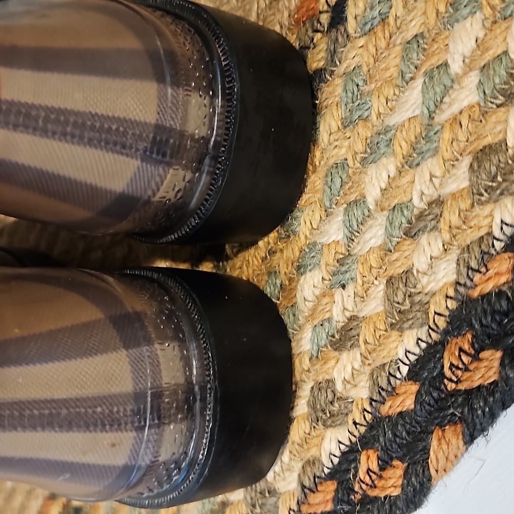 Burberry Rain Boots - Picture 5 of 6